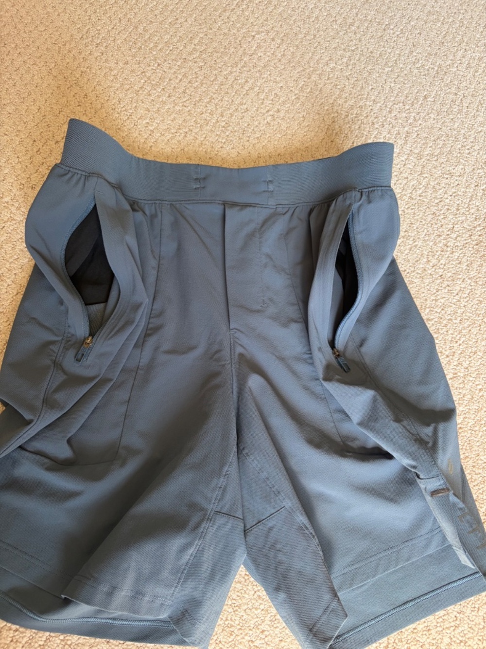 Lululemon men shorts License to Train Linerless 7" Large - Picture 12 of 15